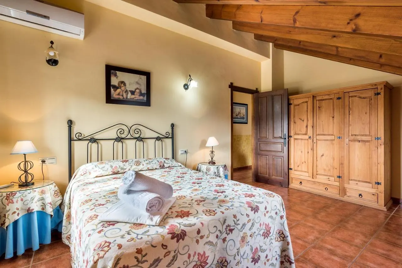 Holiday home Casa Rural Loma El Letrao Almogia